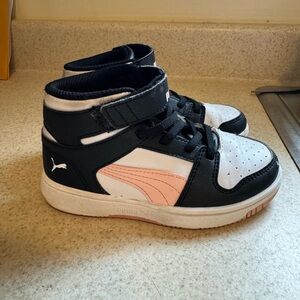 GIRLS' PUMA LITTLE KID REBOUND LAYUP SL SNEAKERS